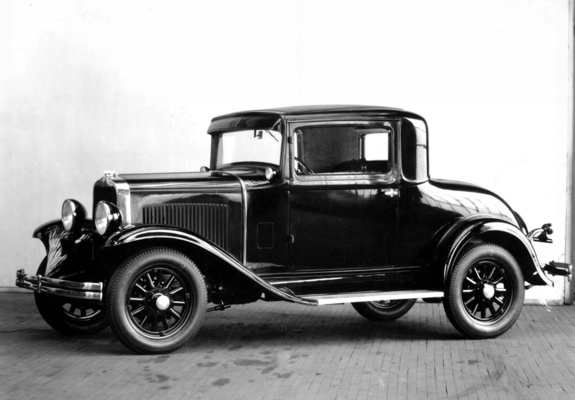 Images of Dodge DD Business Coupe 1930–32