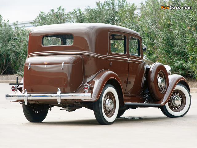 Pictures of Dodge DP 4-door Salon Brougham 1933 (640 x 480)