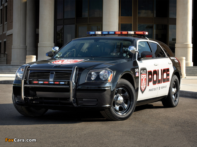 Dodge Magnum Police Car 2005–08 images (640 x 480)