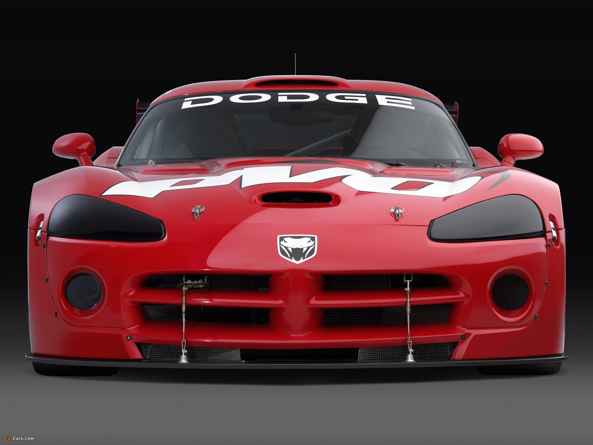 Photos of Dodge Viper SRT10 Competition Coupe 2002–07 (2048 x 1536)