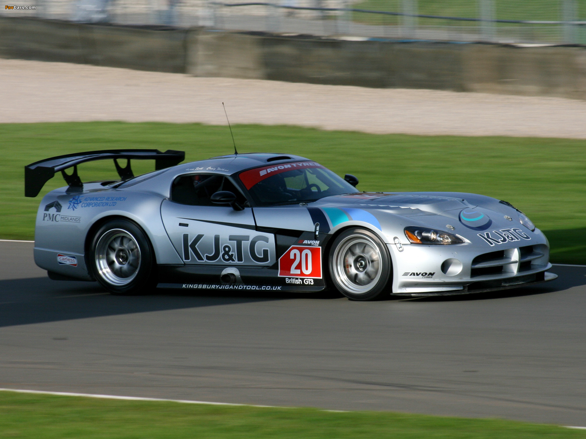 Pictures of Dodge Viper SRT10 Competition Coupe 2002–07 (1920 x 1440)