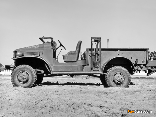 Images of Dodge WC-4 Open Cab Pickup (T207) 1941 (640 x 480)