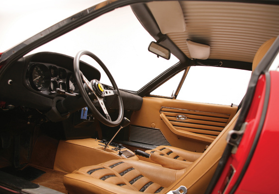Pictures of Ferrari 365 GTB/4 Daytona 1968–74