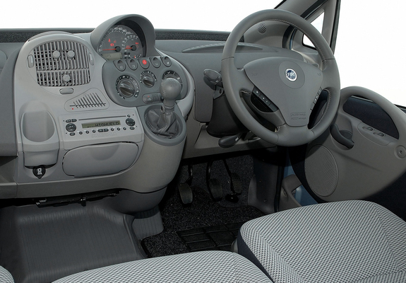 Photos of Fiat Multipla ZA-spec 2004–10
