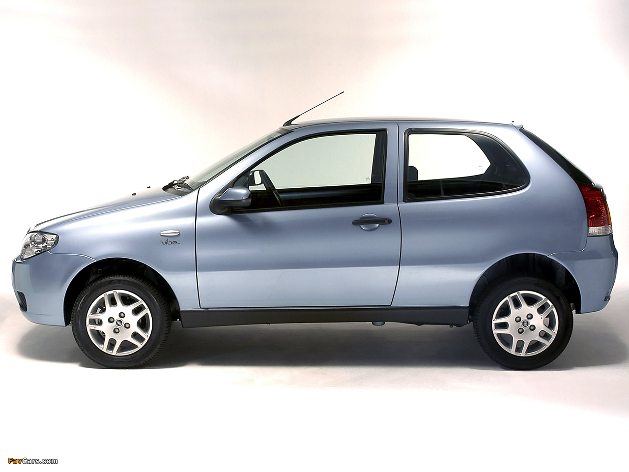 Images of Fiat Palio Vibe 3-door (178) 2006–08 (1280 x 960)