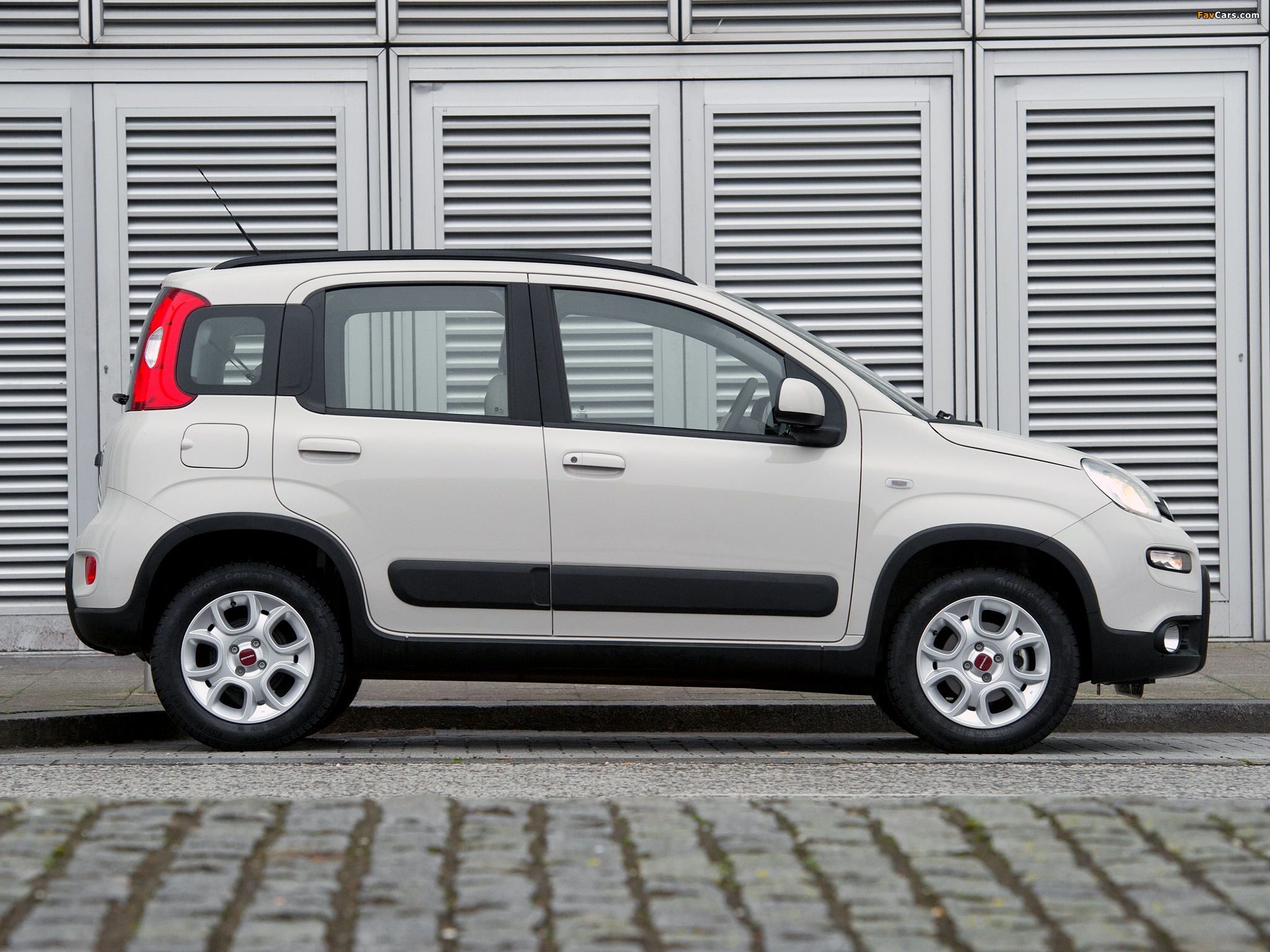 Fiat Panda Trekking UK-spec (319) 2013 pictures (2048 x 1536)