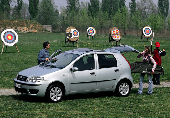 Pictures of Fiat Punto 5-door (188) 2003–07