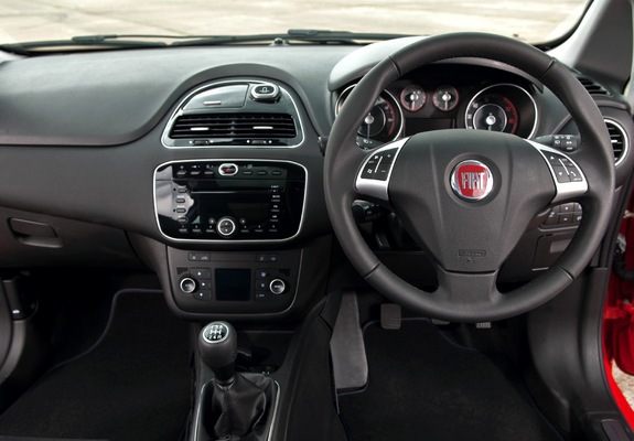 Pictures of Fiat Punto 3-door UK-spec (199) 2012