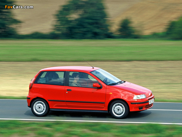 Fiat Punto Sporting (176) 1995–99 wallpapers (640 x 480)