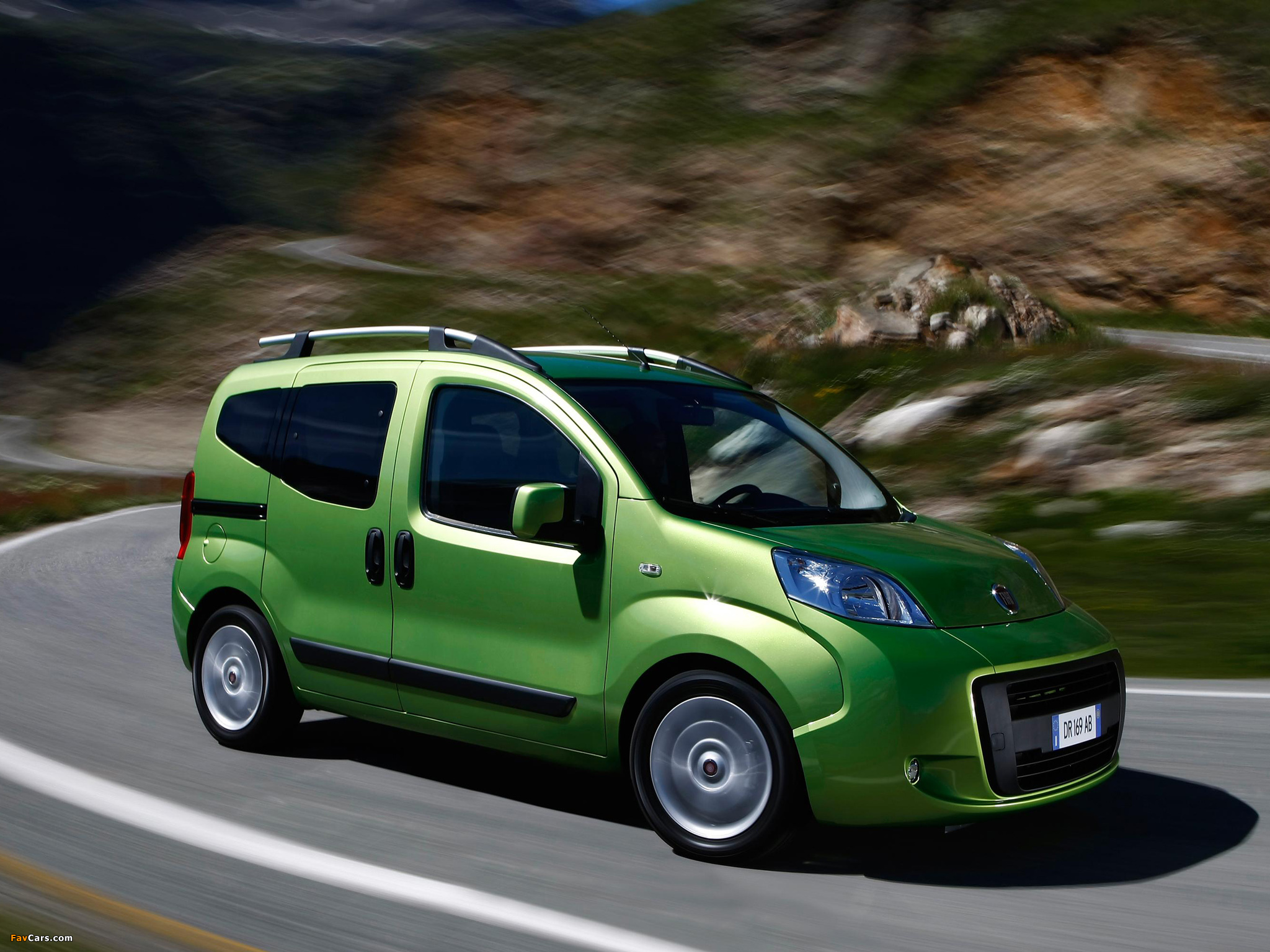 Fiat Qubo (225) 2008 wallpapers (2048 x 1536)