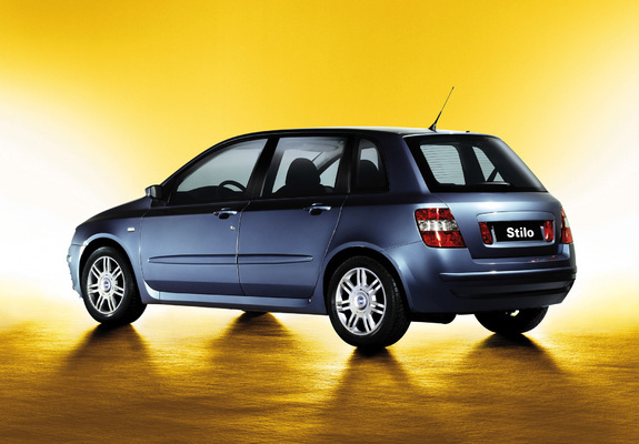 Pictures of Fiat Stilo 5-door (192) 2001–04