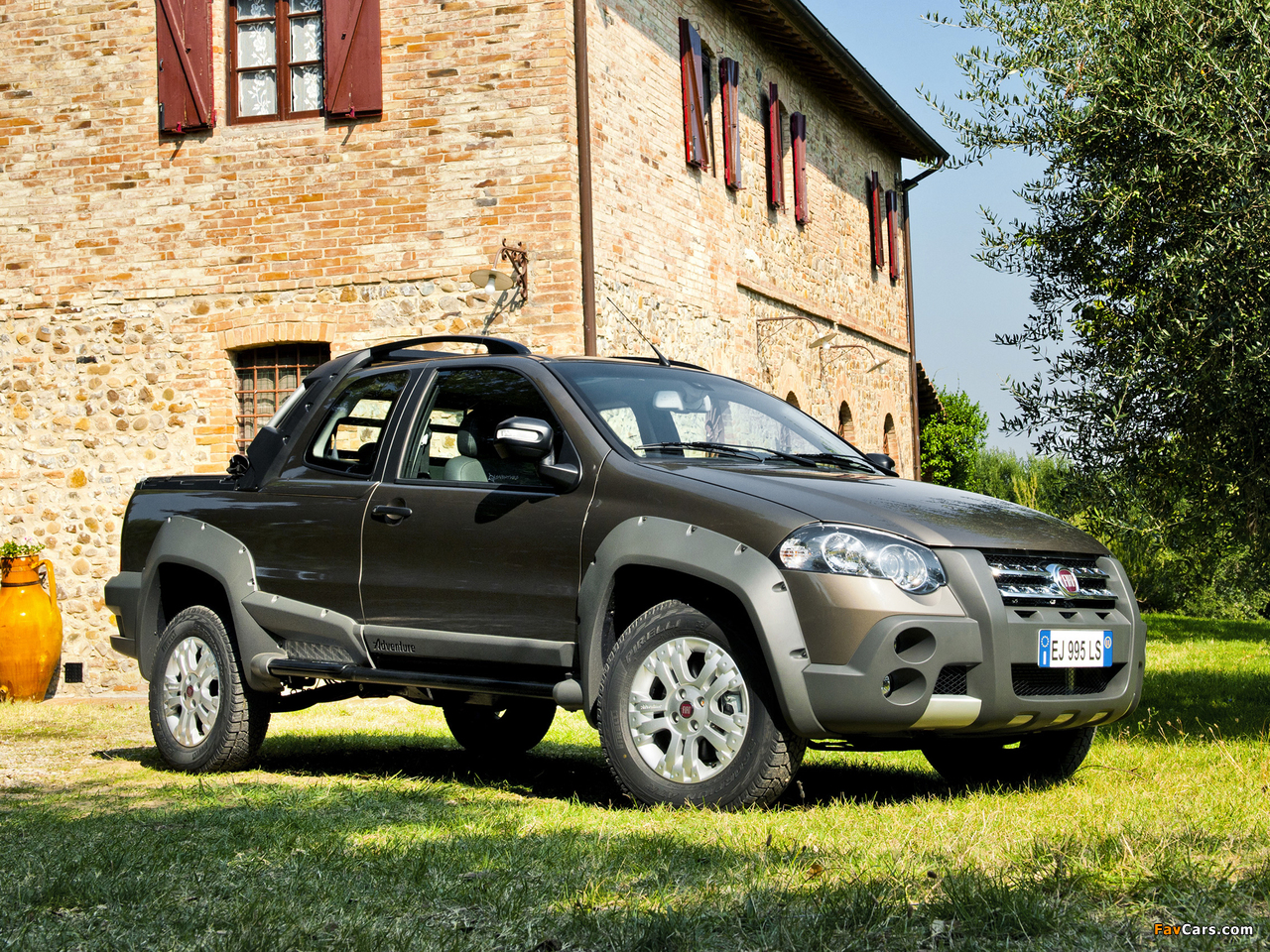 Pictures of Fiat Strada Adventure Crew Cab EU-spec 2012 (1280 x 960)