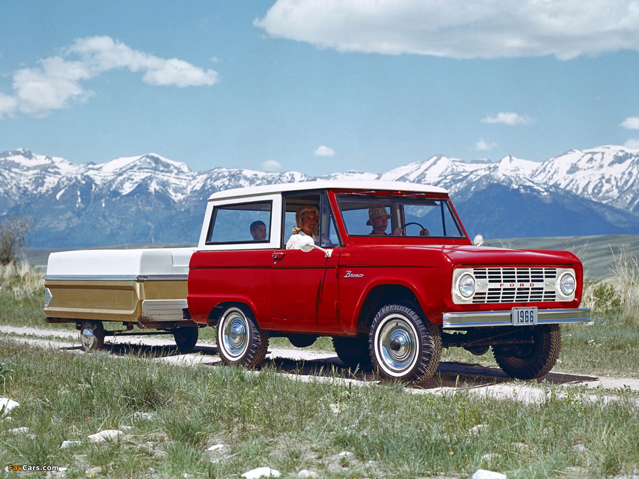 Ford Bronco 1966–77 photos (1280 x 960)