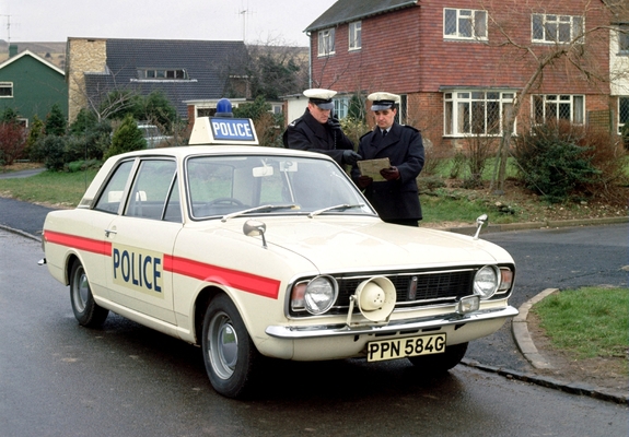 Ford Cortina 2-door Saloon Police (MkII) 1966–70 photos