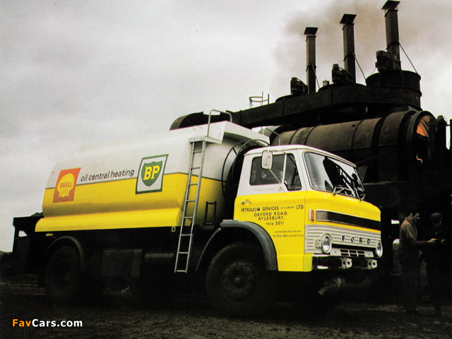 Ford D-Series Tanker 1965–76 wallpapers (640 x 480)
