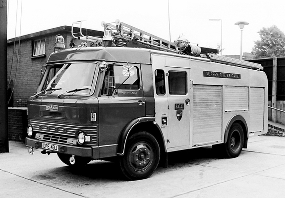 Ford D1014 Firetruck by HCB Angus 1971–76 wallpapers