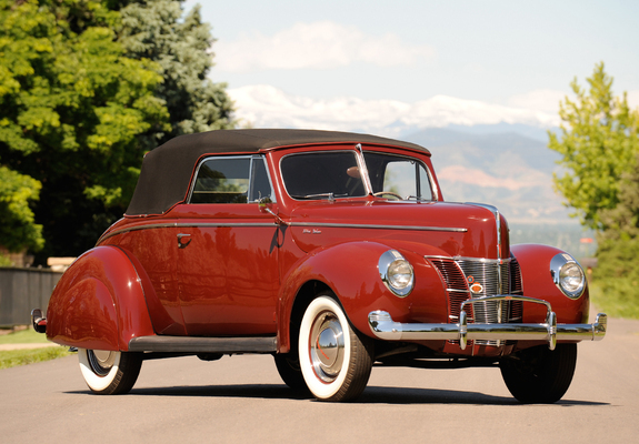 Ford V8 Deluxe Convertible Coupe 1940 pictures