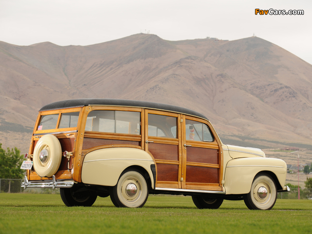 Photos of Ford V8 Super Deluxe Station Wagon (79B) 1946 (640 x 480)