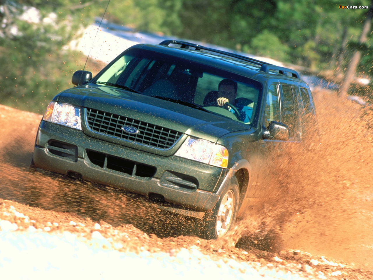 Images of Ford Explorer 2001–05 (1280 x 960)
