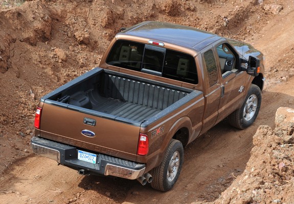 Images of Ford F-250 Super Duty FX4 Extended Cab 2010