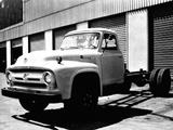 Pictures of Ford F-600 1957