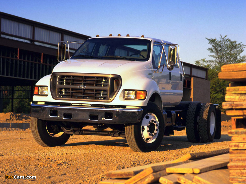 Images of Ford F-750 Super Duty 1999–2004 (800 x 600)