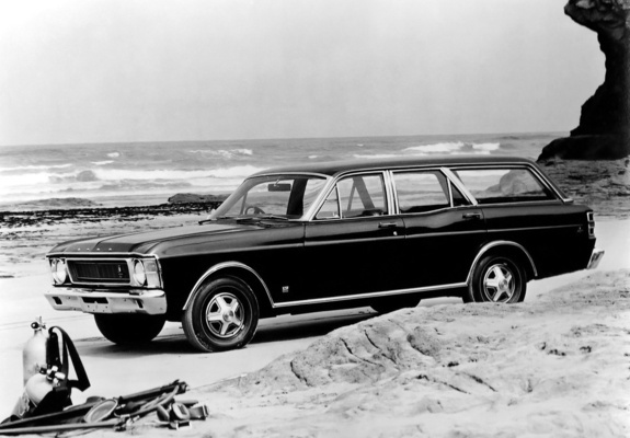 Pictures of Ford Falcon Futura Wagon (XW) 1969–70
