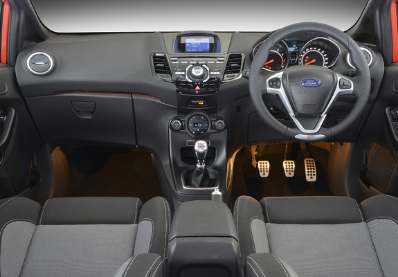 Pictures of Ford Fiesta ST 3-door ZA-spec 2013