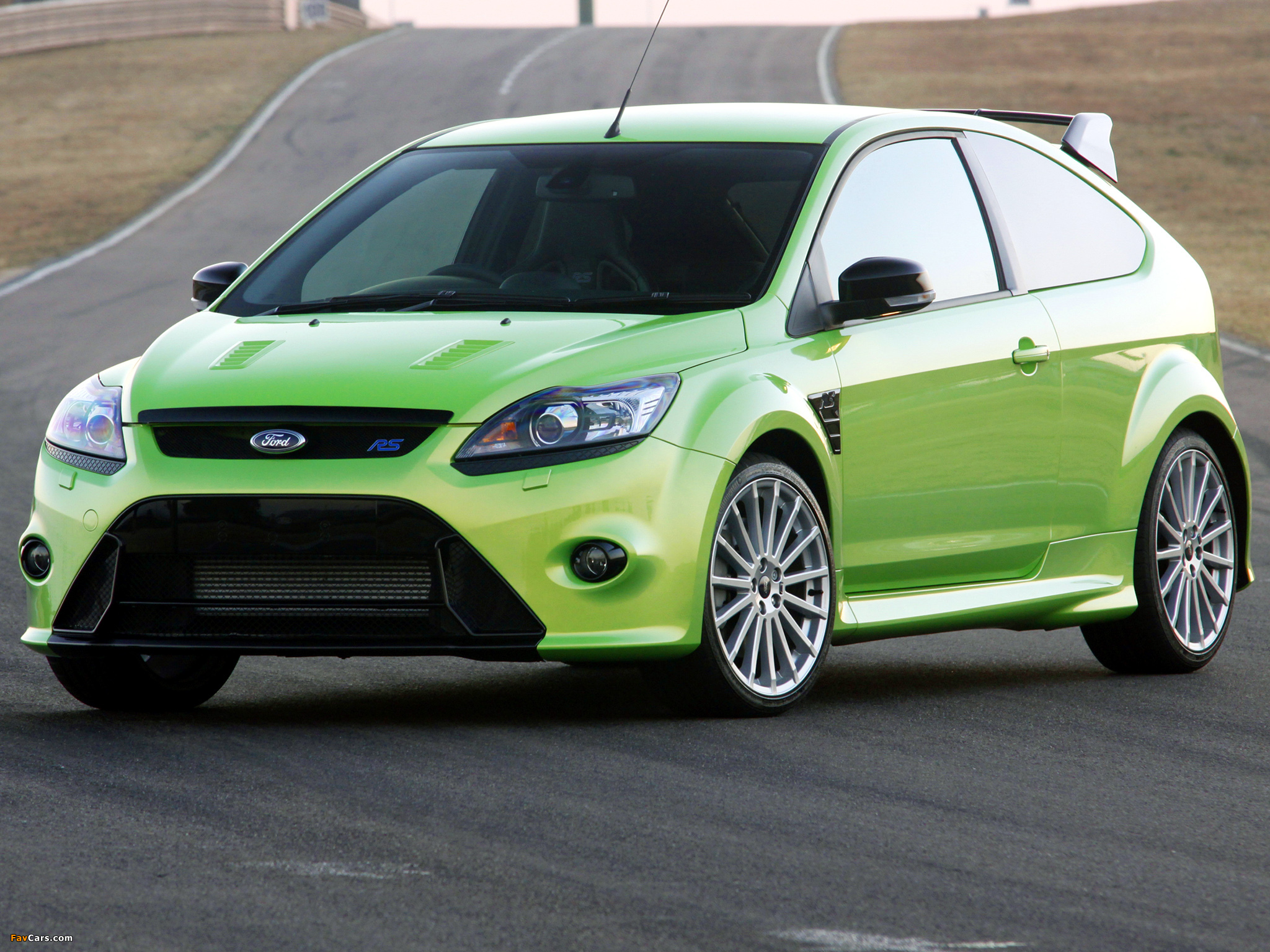 Ford Focus RS ZA-spec 2010 pictures (2048 x 1536)