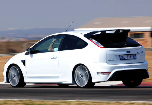 Ford Focus RS ZA-spec 2010 pictures
