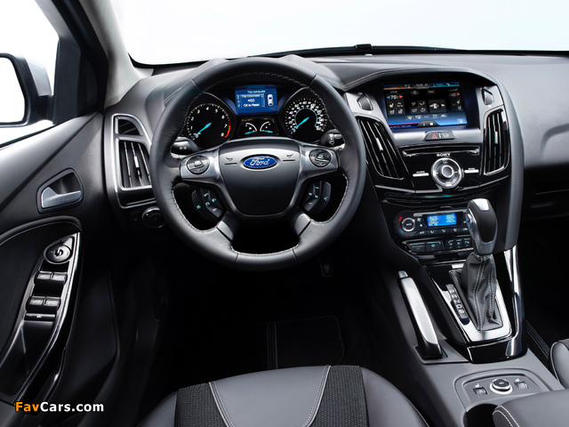 Ford Focus Sedan US-spec 2011 images (640 x 480)