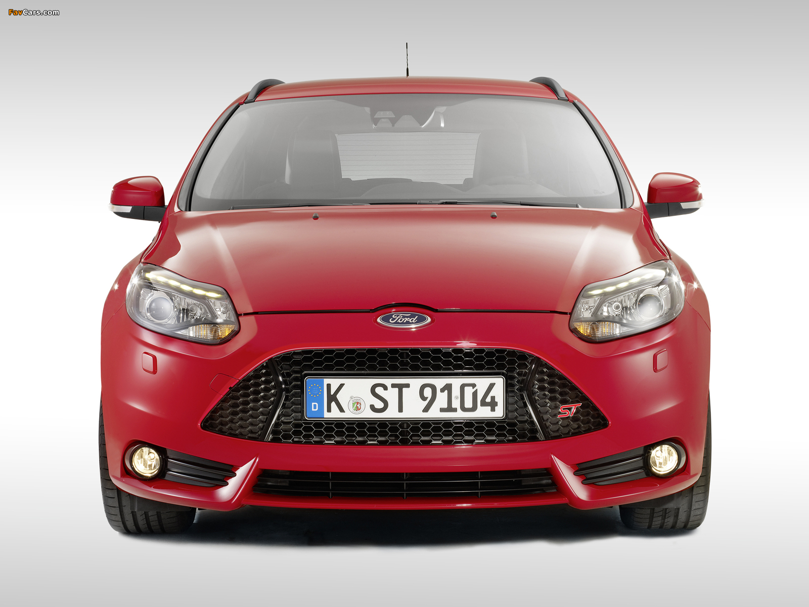 Ford Focus ST Wagon 2012 wallpapers (1600 x 1200)