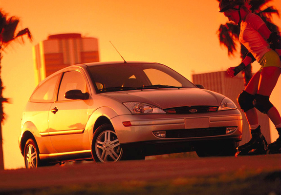 Images of Ford Focus ZX3 1999–2004