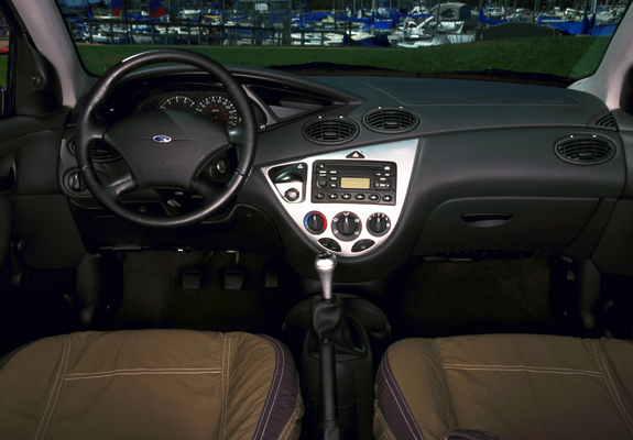 Images of Ford Focus ZX3 Kona 2000