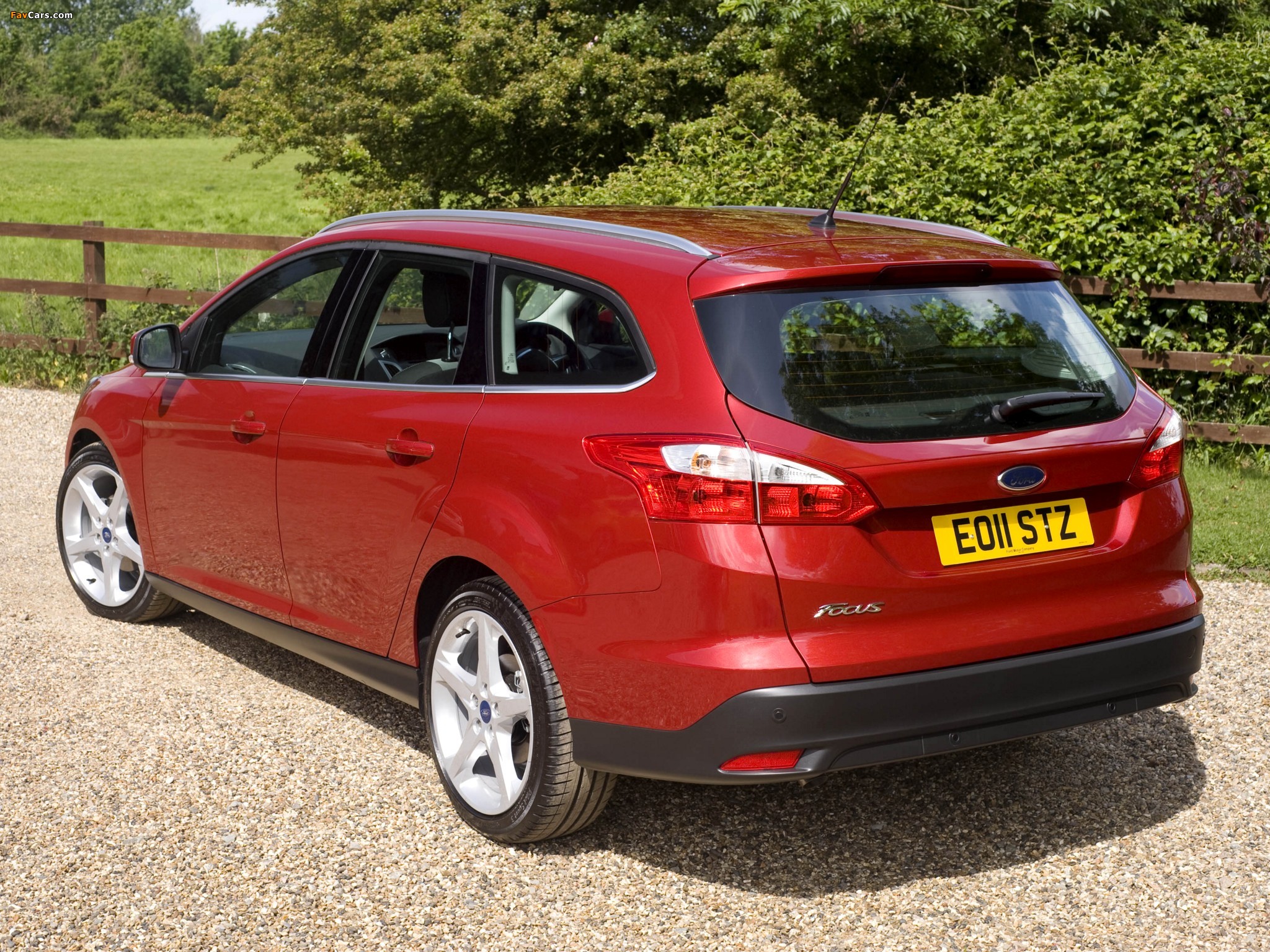 Ford Focus ST Estate | Auto Express