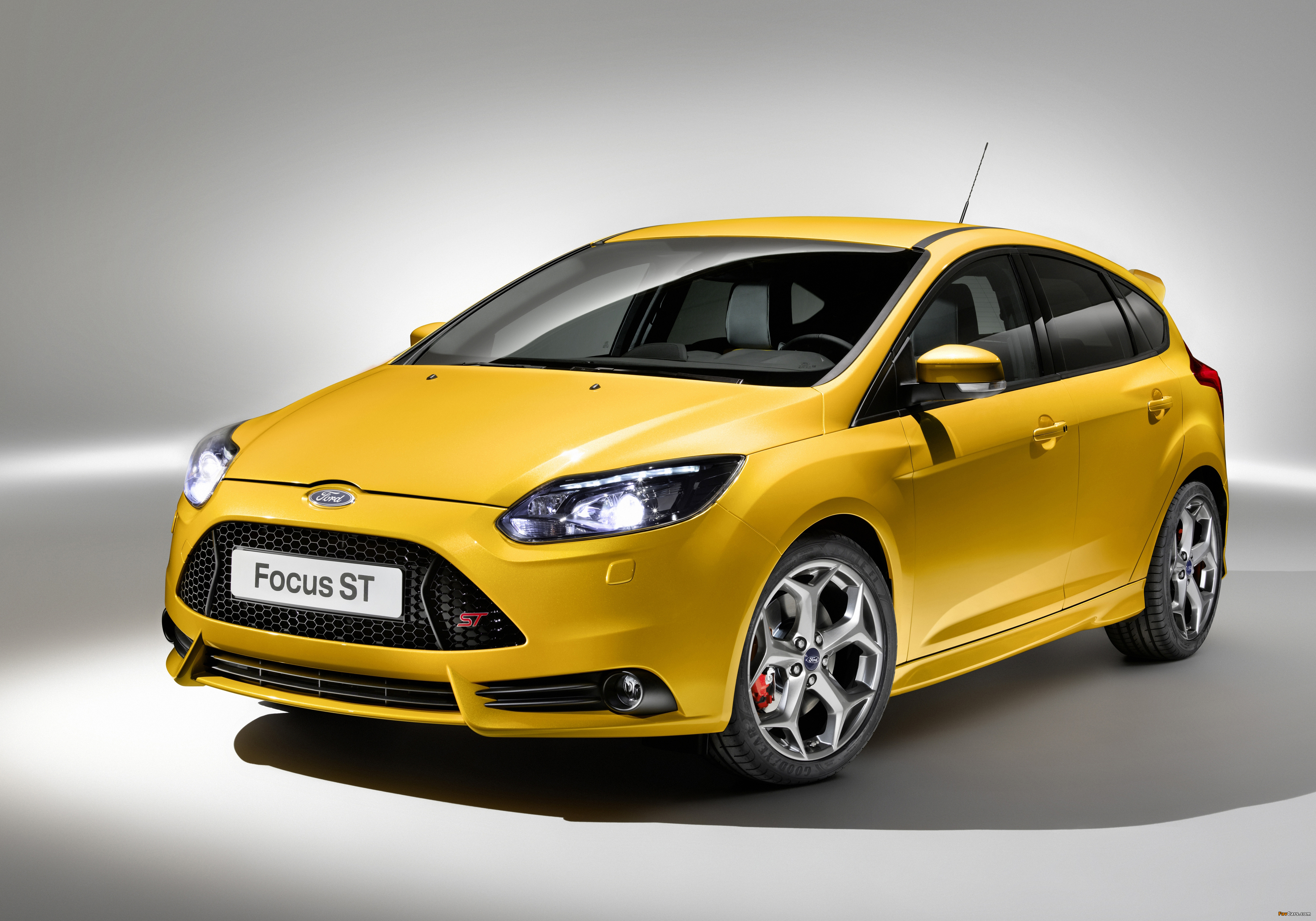Images of Ford Focus ST (DYB) 2012–14 (4096 x 2867)