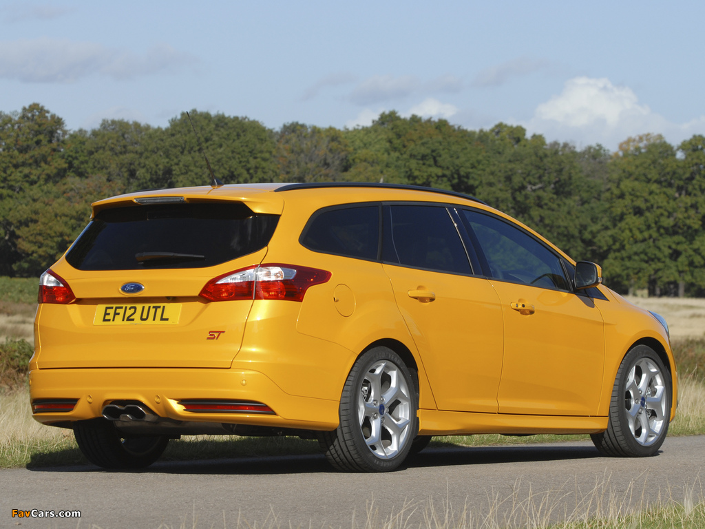 Images of Ford Focus ST Wagon UK-spec 2012 (1024 x 768)