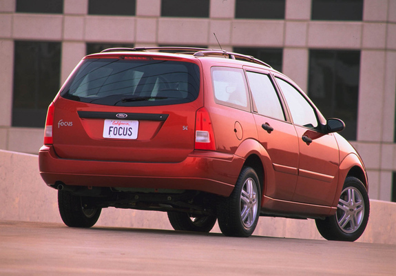 Photos of Ford Focus Wagon US-spec 1999–2004