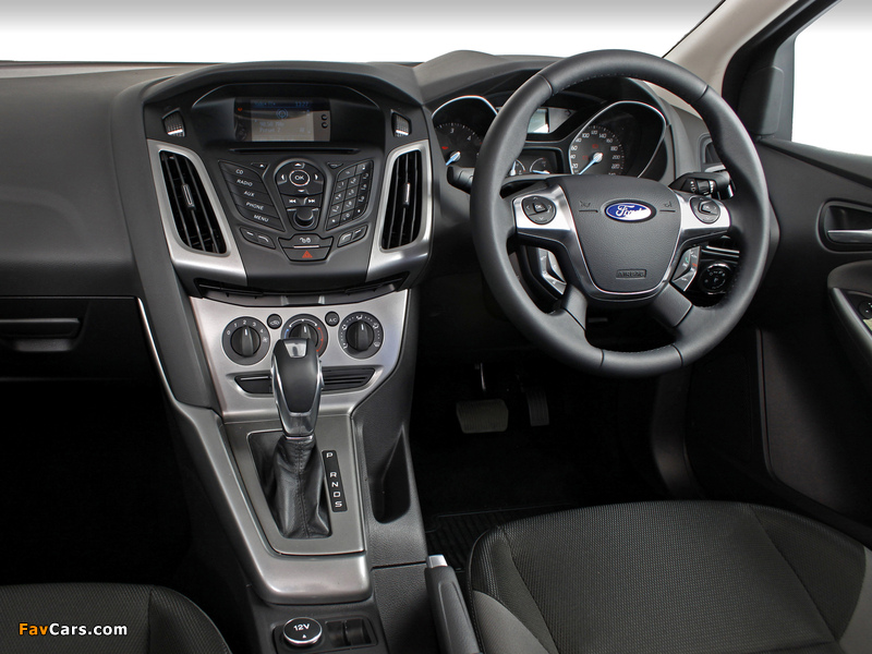 Pictures of Ford Focus Sedan ZA-spec 2011 (800 x 600)