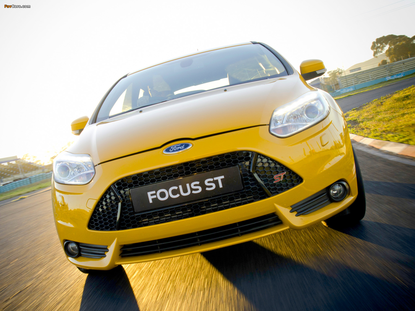 Ford Focus ST ZA-spec 2012 wallpapers (1600 x 1200)