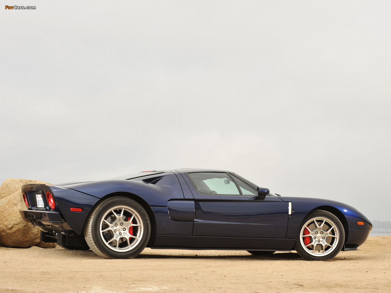 Photos of Ford GT 2004–06 (1280 x 960)
