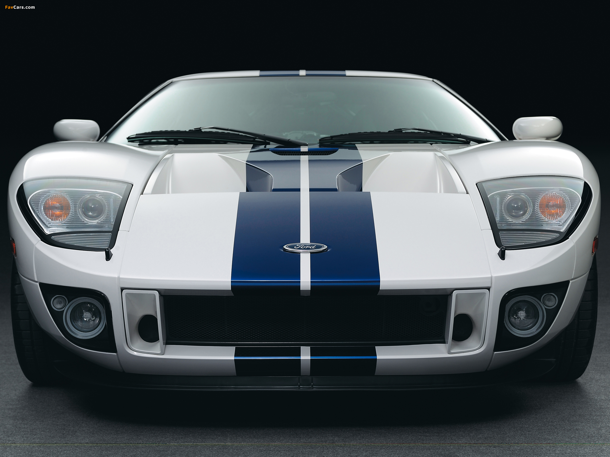 Pictures of Ford GT 2004–06 (2048 x 1536)