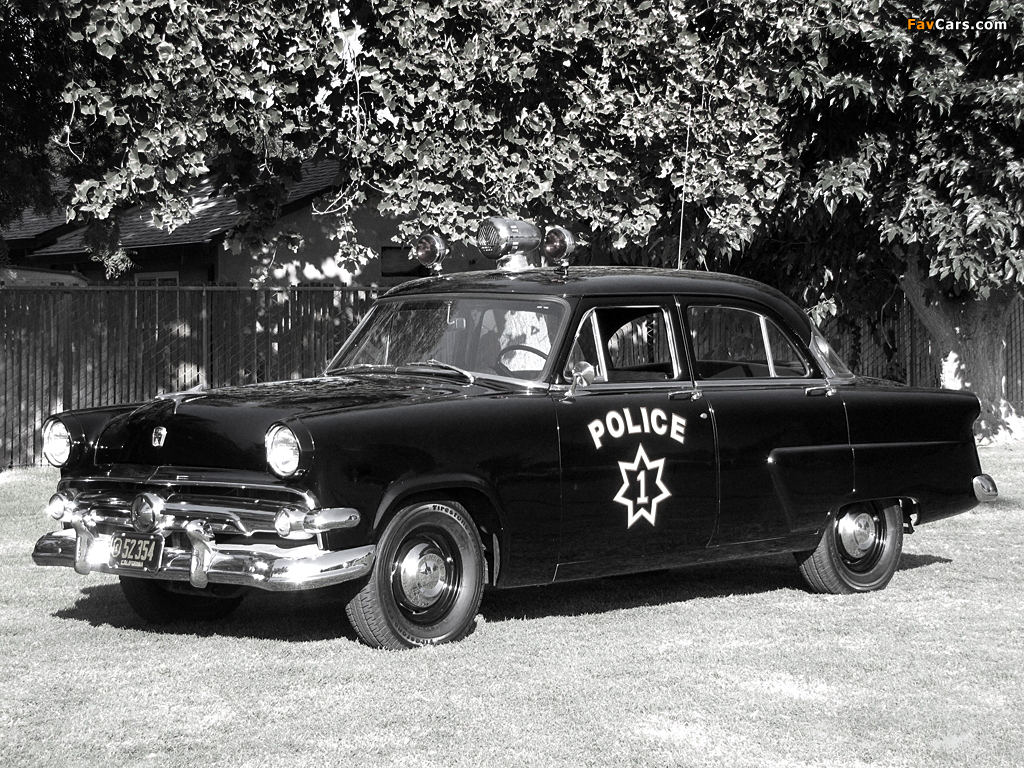 Ford Mainline Fordor Police Sedan (73A) 1954 wallpapers (1024 x 768)