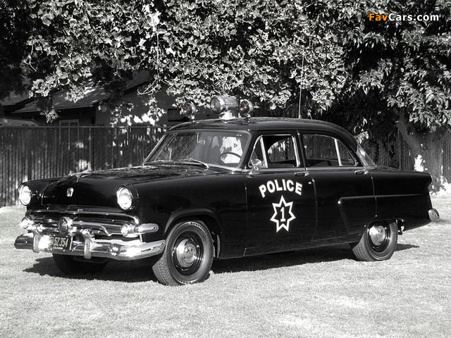 Ford Mainline Fordor Police Sedan (73A) 1954 wallpapers (640 x 480)