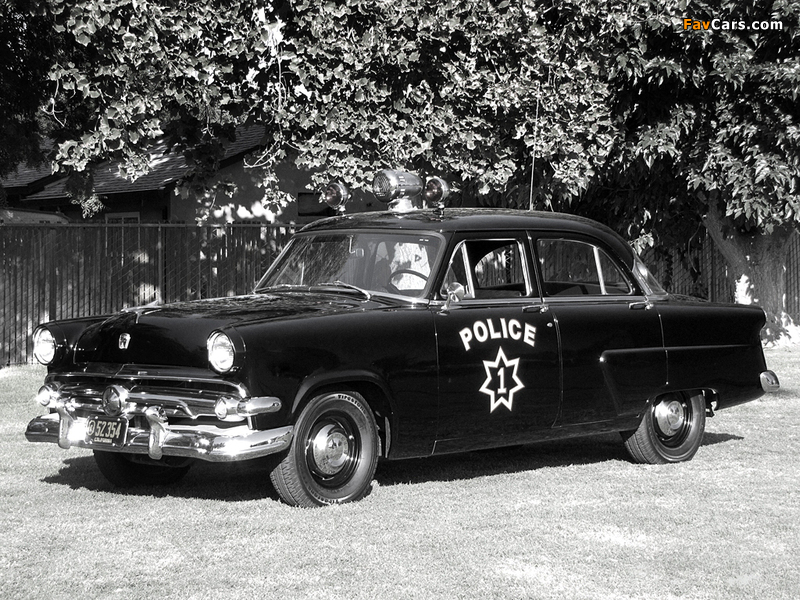 Ford Mainline Fordor Police Sedan (73A) 1954 wallpapers (800 x 600)