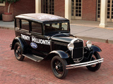 Ford Model A Town Sedan 1930–31 photos