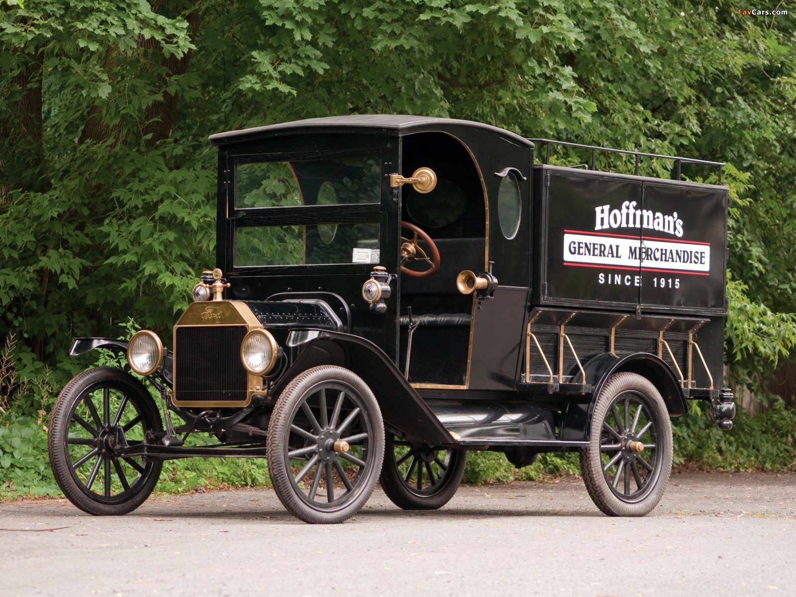 Ford Model T Peddlers Wagon 1917 wallpapers (1600 x 1200)