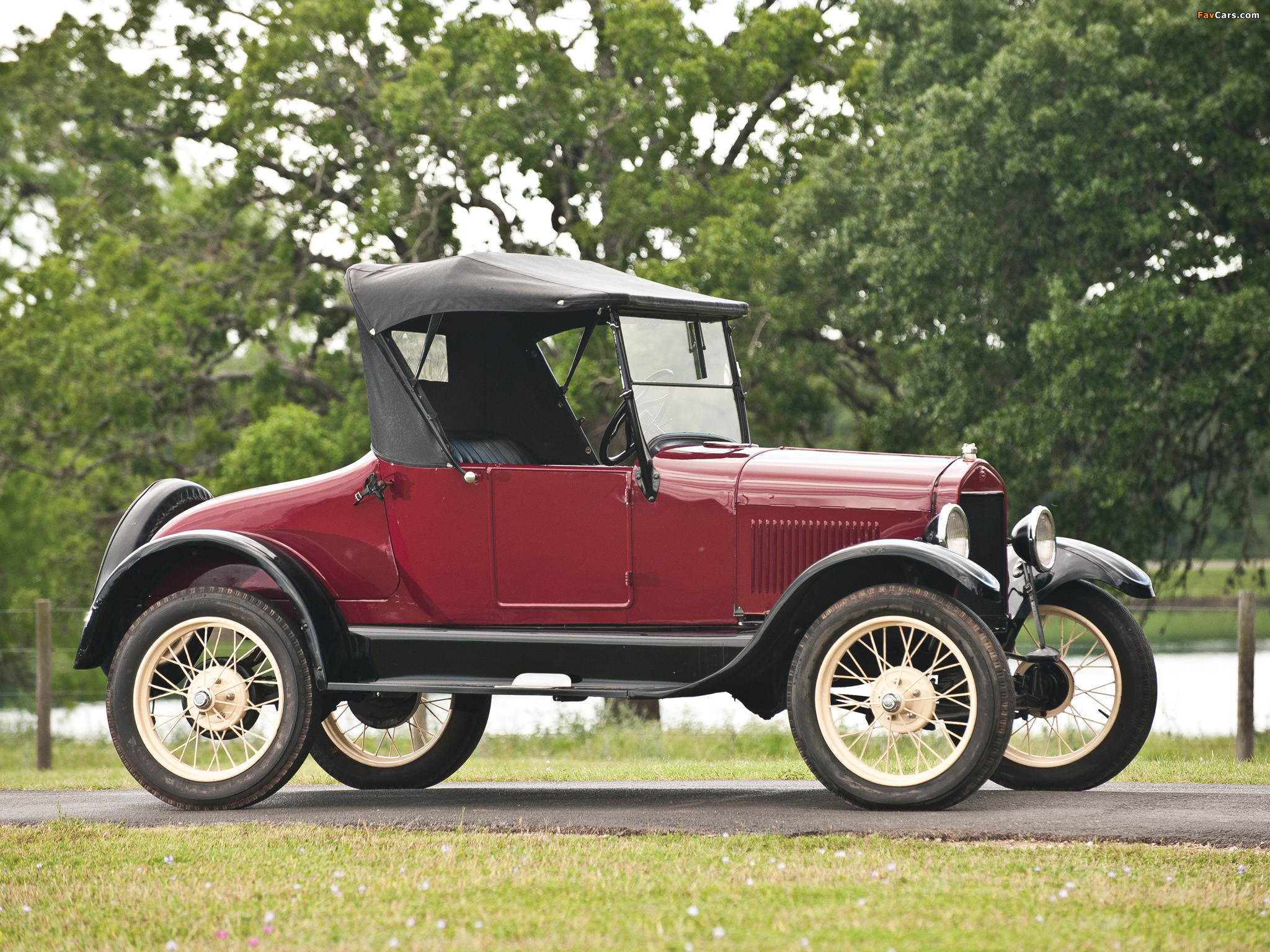 Pictures of Ford Model T Roadster 1926 (2048 x 1536)