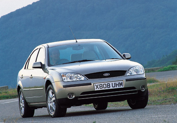 Ford Mondeo Sedan UK-spec 2000–04 images