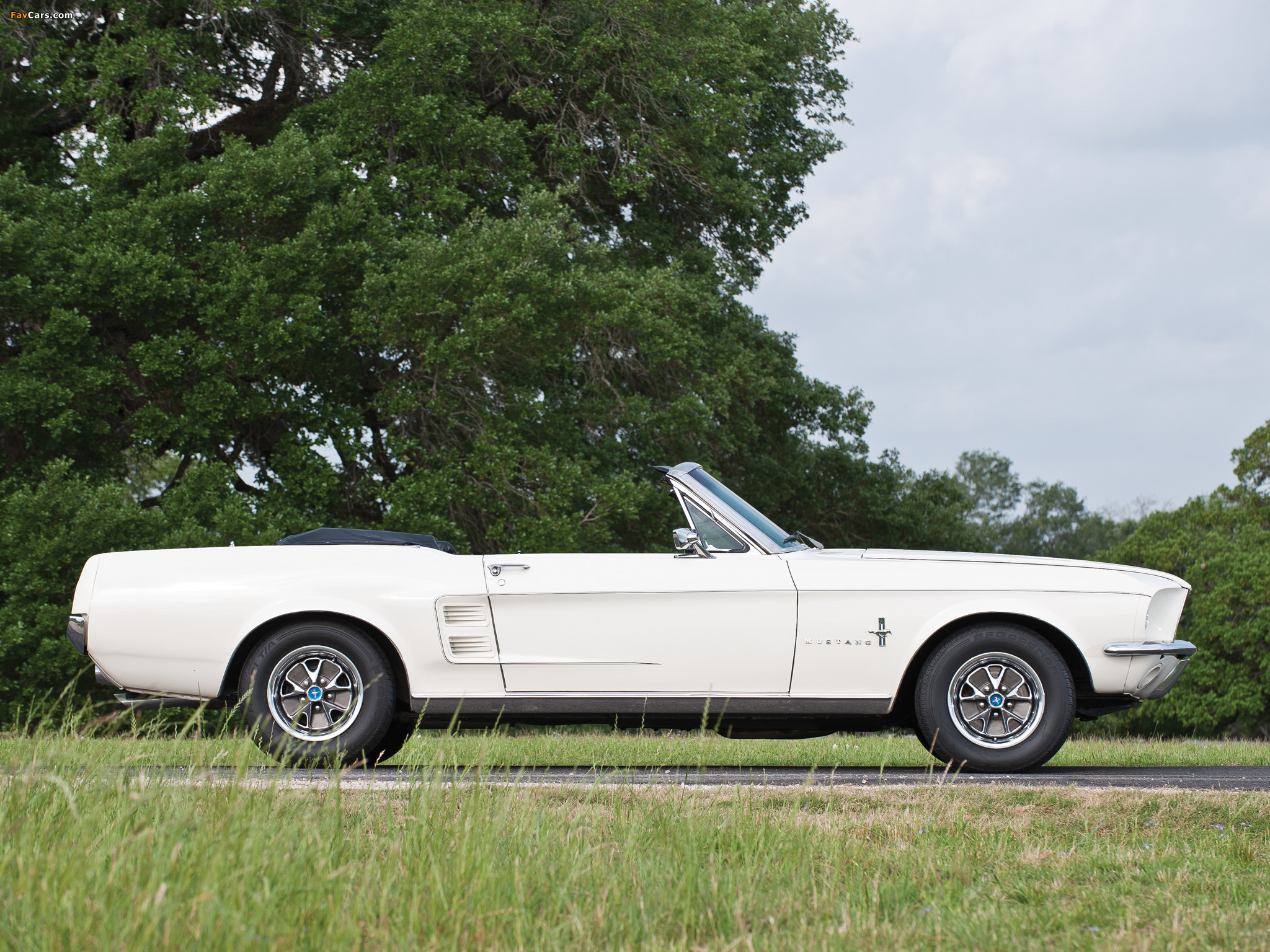 Mustang Convertible 1967 pictures (2048 x 1536)